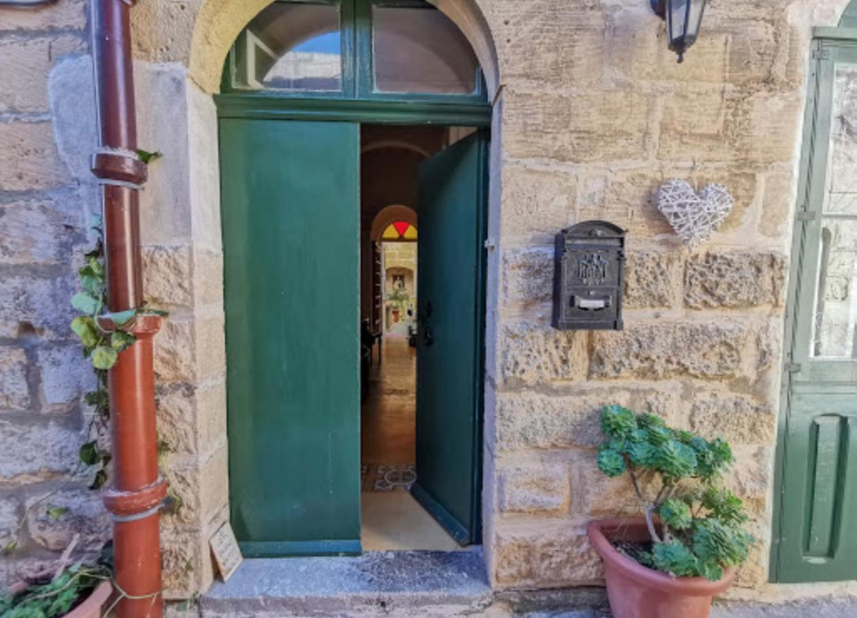 Peaceful Farmhouse Stay With Cozy Yard Арб Екстер'єр фото