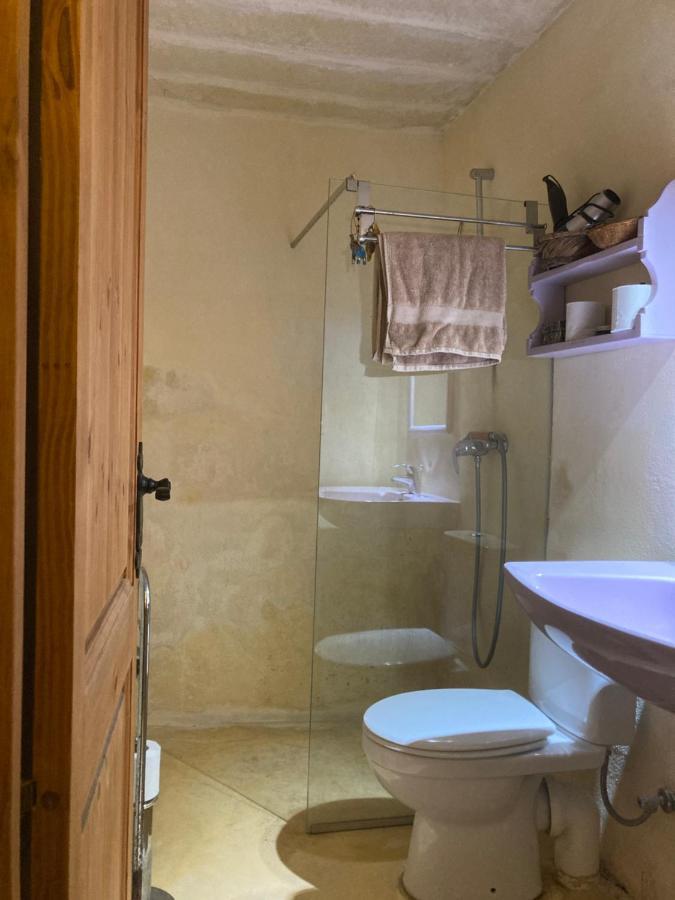 Peaceful Farmhouse Stay With Cozy Yard Арб Екстер'єр фото